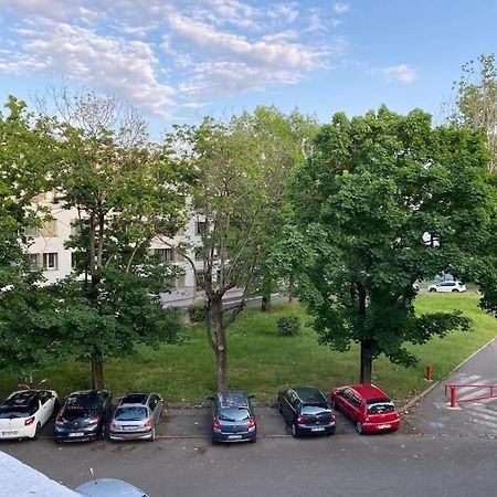Joli Appartement Proche Metro Lione Esterno foto