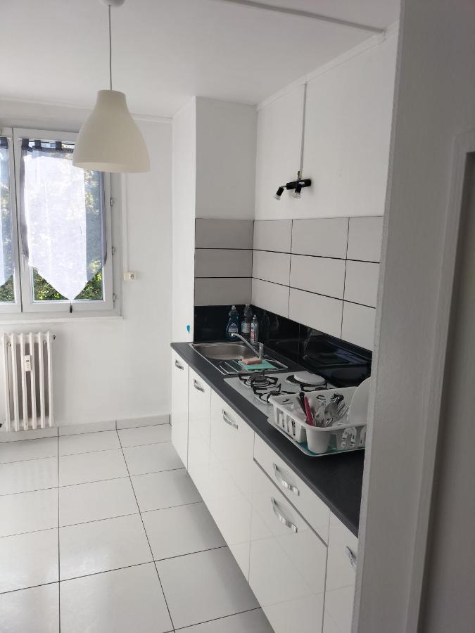 Joli Appartement Proche Metro Lione Esterno foto